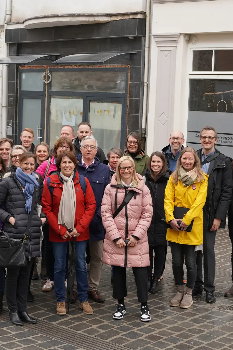 Gruppenfoto des Wiederaufbau Stolbergs und den Ministerien